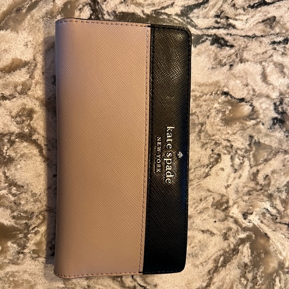 Kate spade pink and black wallet - Picture 1 of 3